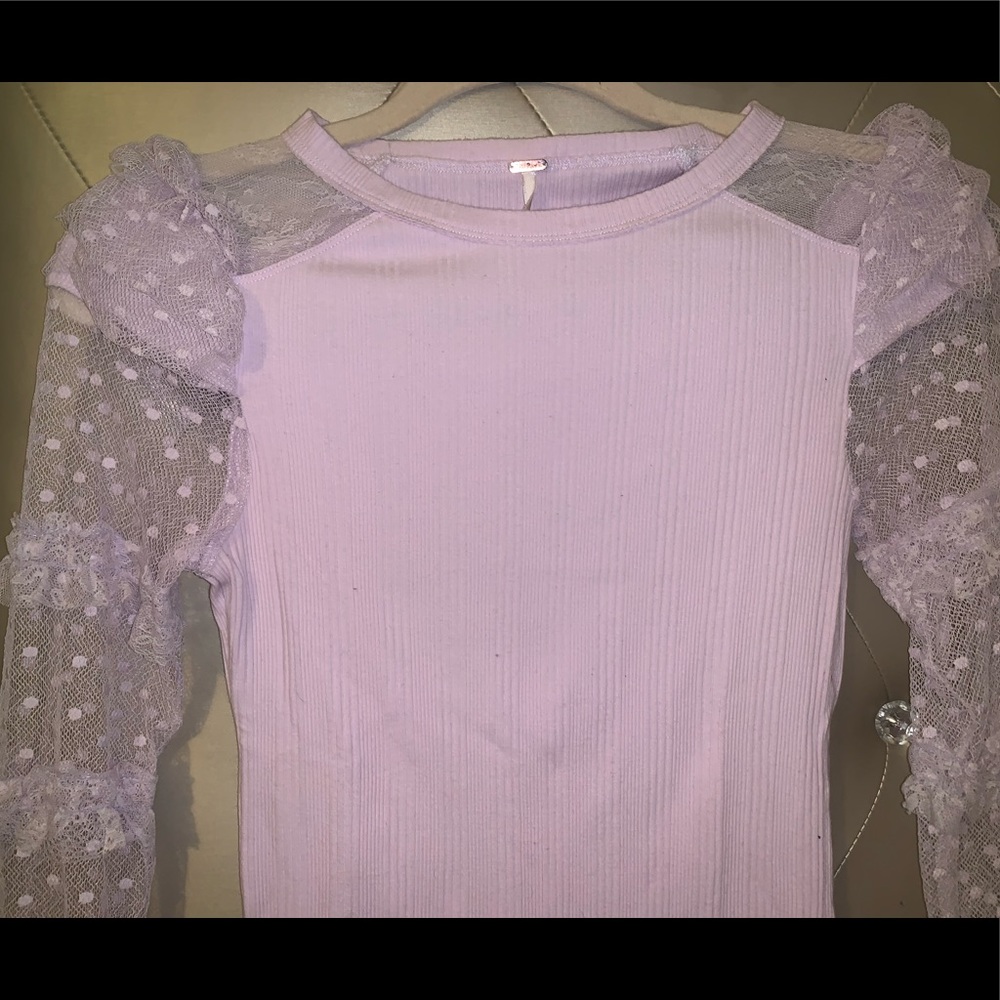 Lavender Free People top with lace sleeves